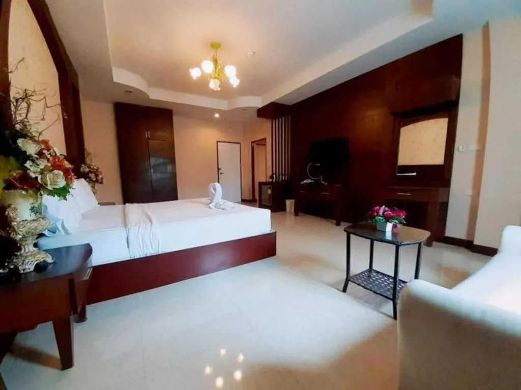 Bed in Le Parc Wangnang Hotel