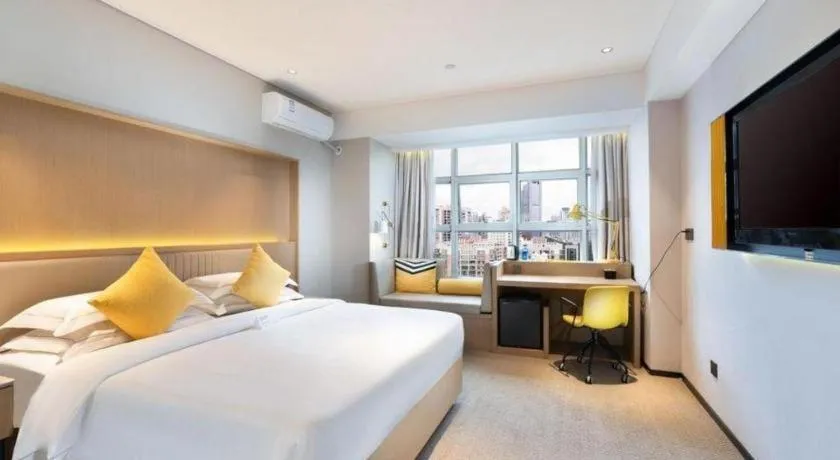 Bed in Nanning Sanzan Hotel