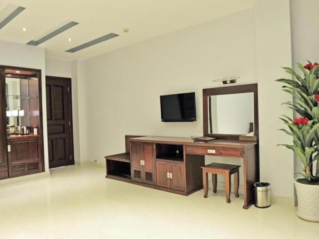 Phoenix Hotel Saigon