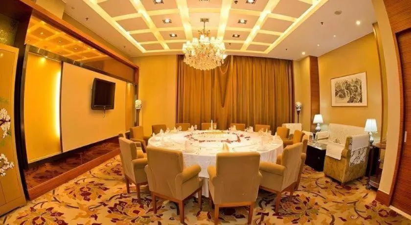 Inzone Garlnd Hotel Zhangqiu