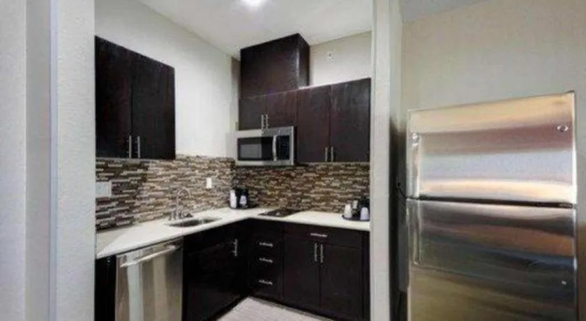 Comfort Inn & Suites Tulsa I-44 West - Rt 66