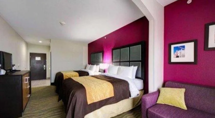 Comfort Inn & Suites Tulsa I-44 West - Rt 66