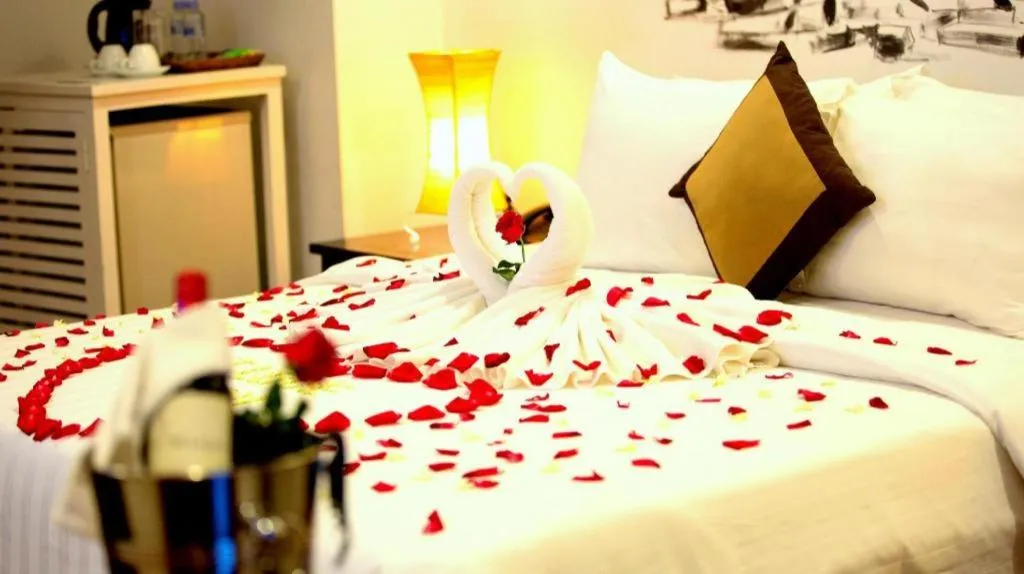 Bed in La Residence Blanc D' Angkor