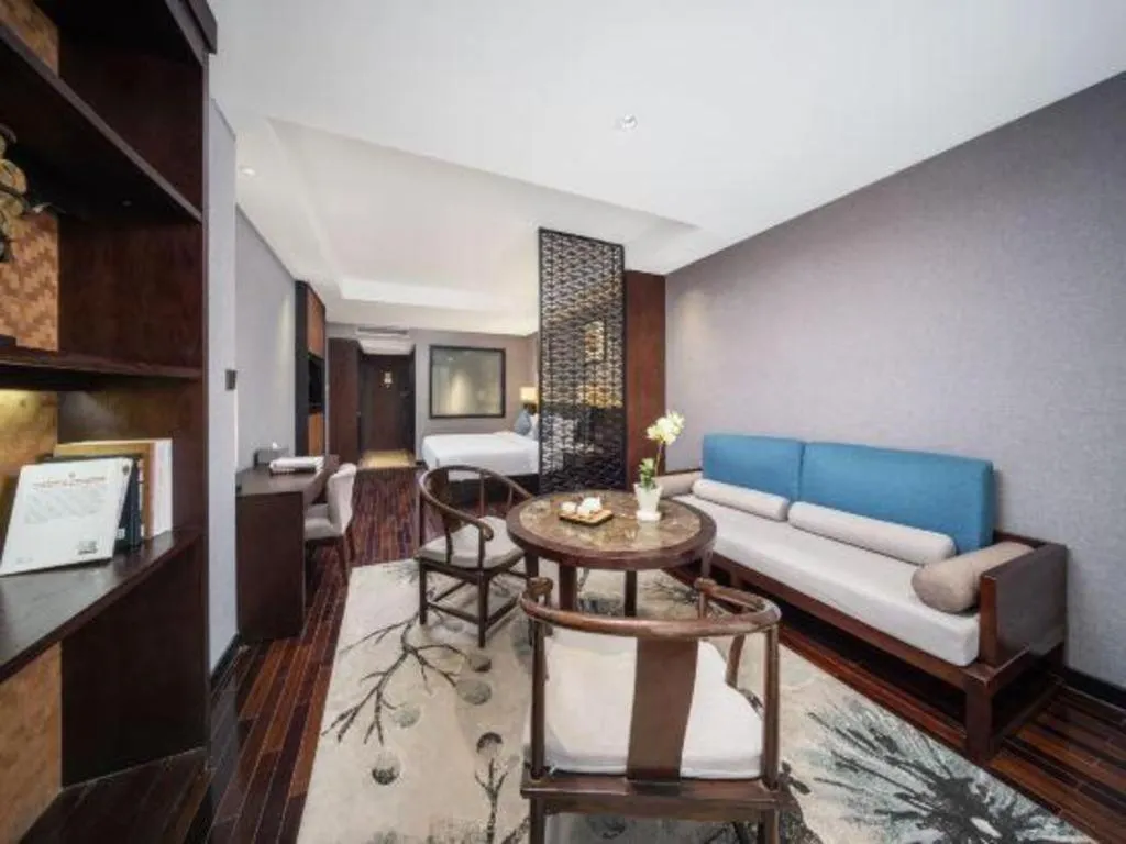 Yiwu Orange Boutique Hotel