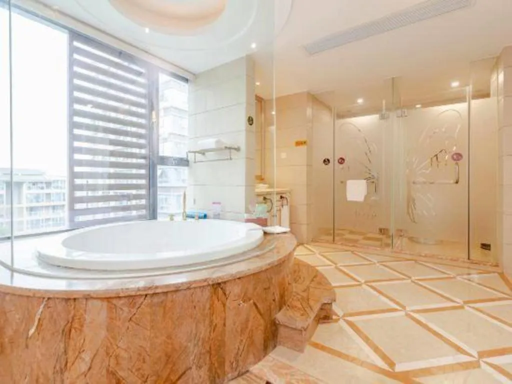 Chengdu French Theme Gold Palace