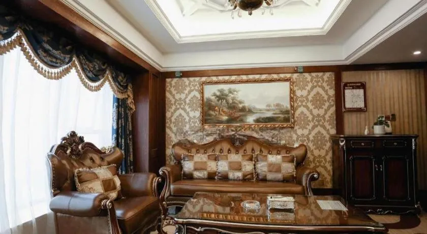 Chengdu French Theme Gold Palace