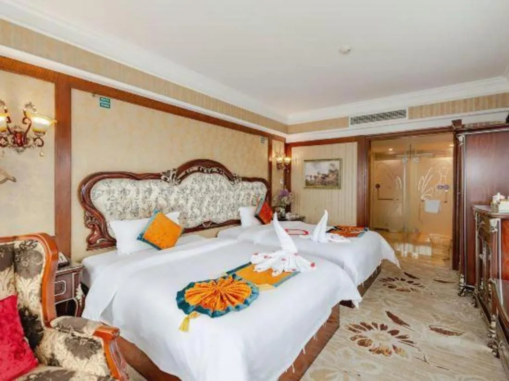 Bed in Chengdu French Theme Gold Palace