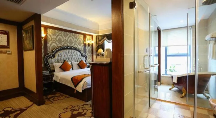 Bed in Chengdu French Theme Gold Palace