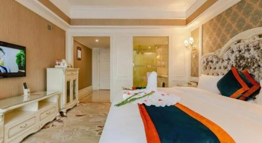 Bed in Chengdu French Theme Gold Palace