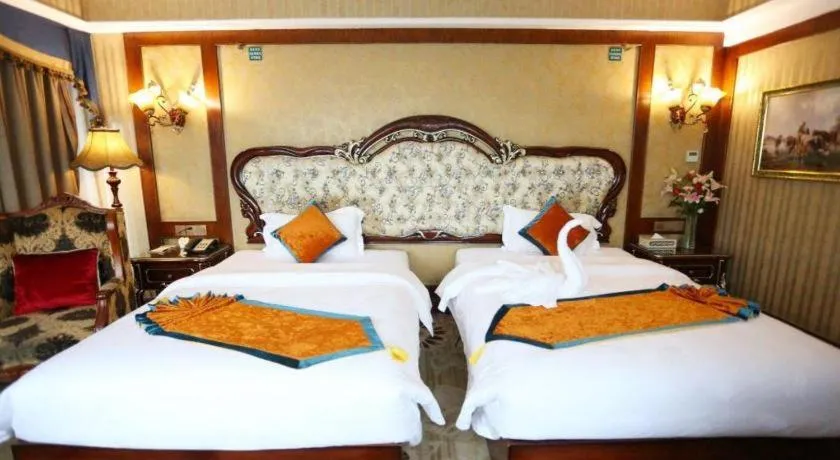 Bed in Chengdu French Theme Gold Palace