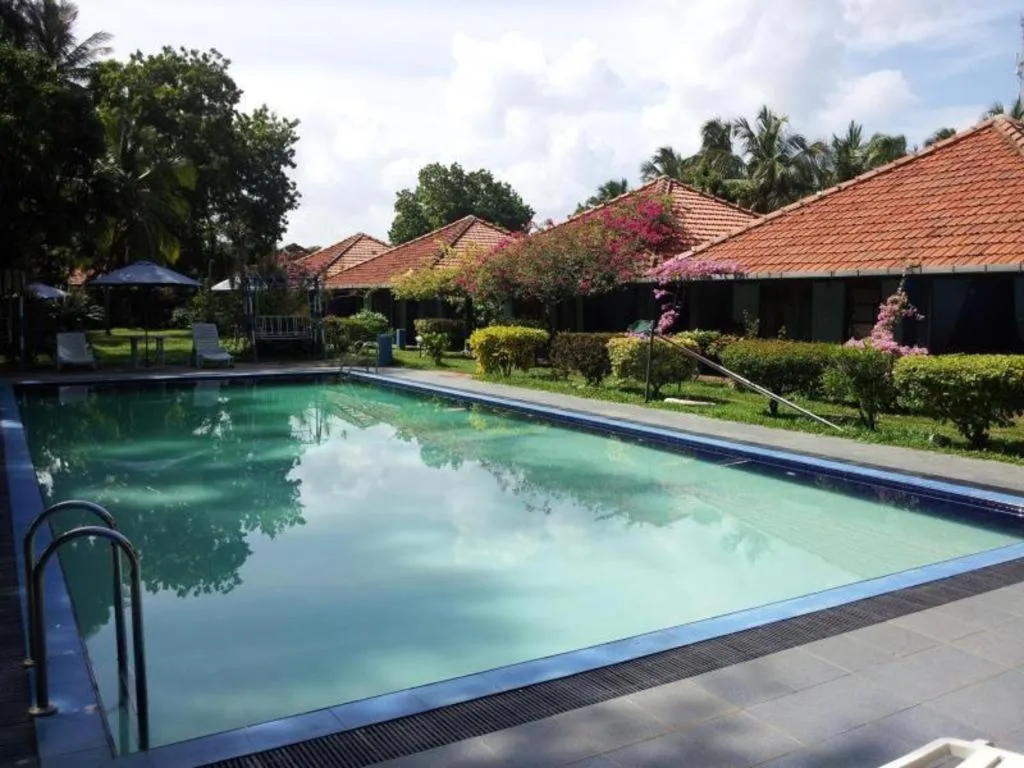 New Tristar Beach Hotel