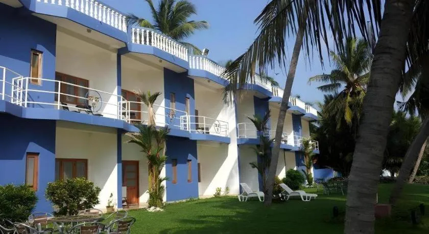 New Tristar Beach Hotel