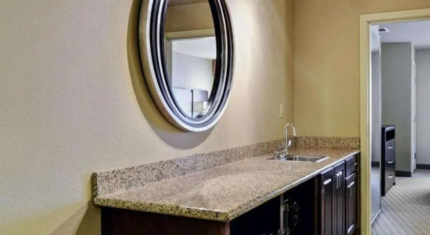 Comfort Suites near Hot Springs Park