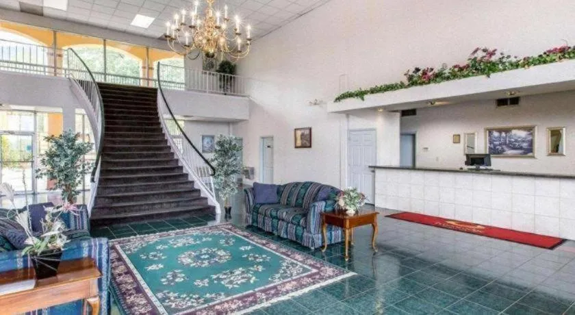 Econo Lodge Dalton West