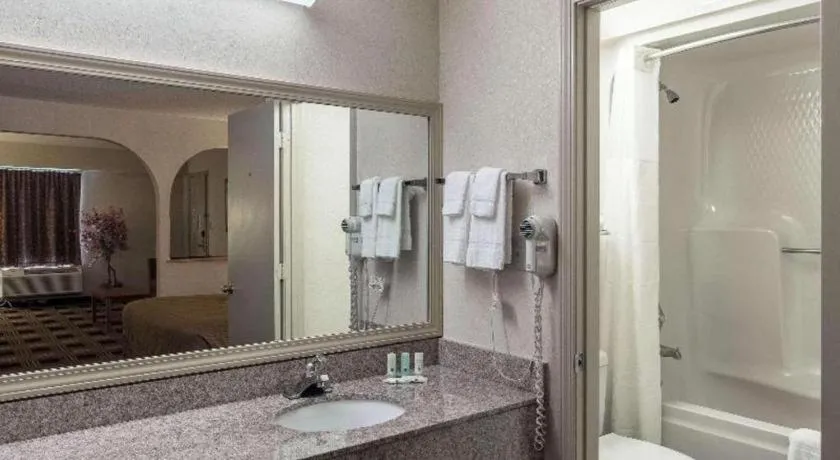 Quality Inn Oakwood - Gainesville
