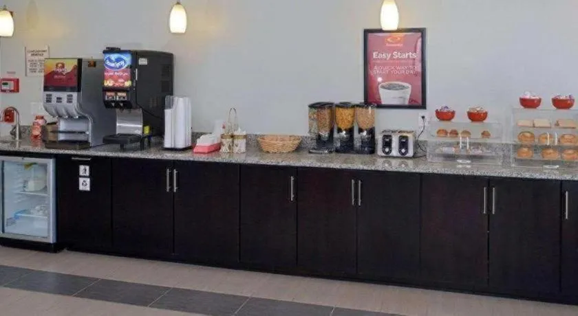 Econo Lodge Rochester I-90 & I-390