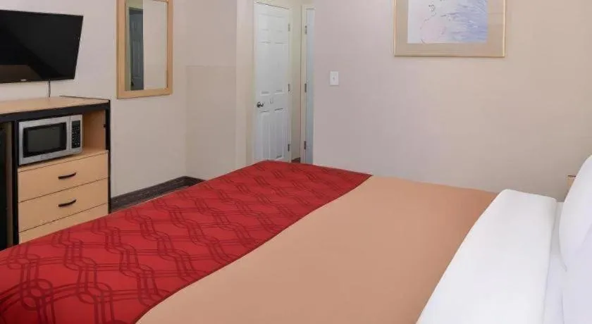 Econo Lodge Rochester I-90 & I-390