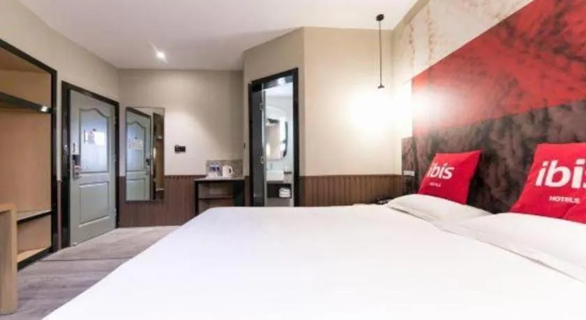 Bed in Ibis Nantong Qingnian