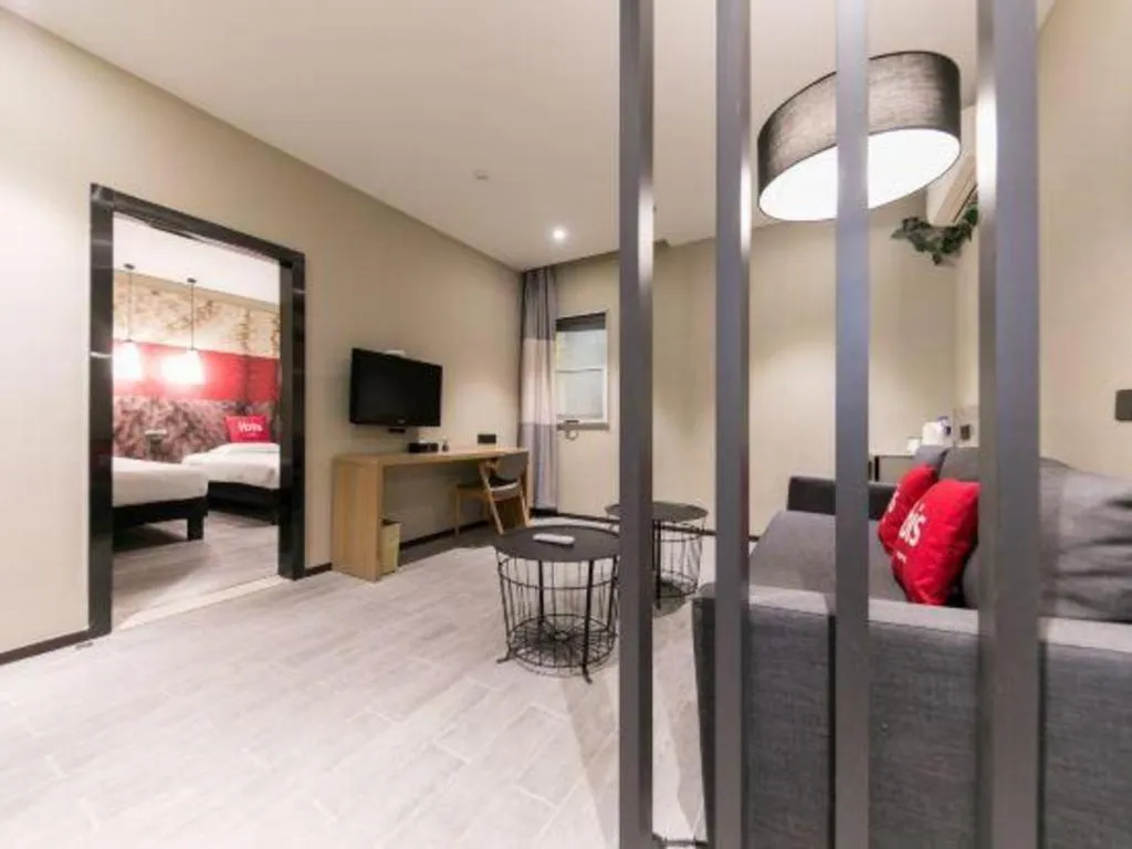 Bed in Ibis Nantong Qingnian