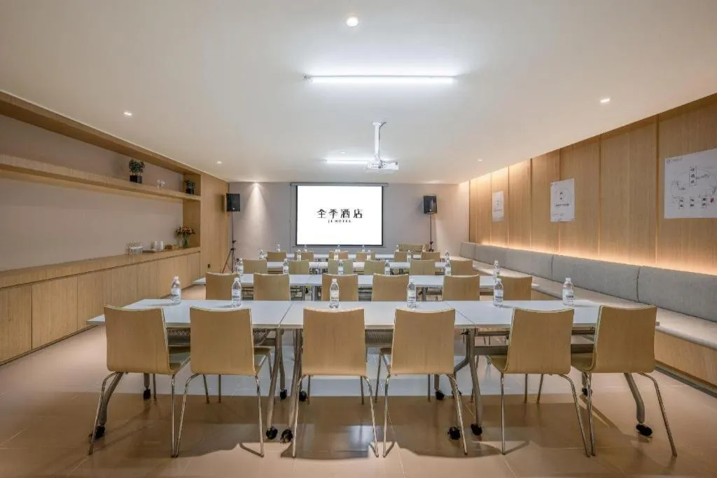 Ji Hotel Kunming Cuihu Yunnan University Affiliated Hospital