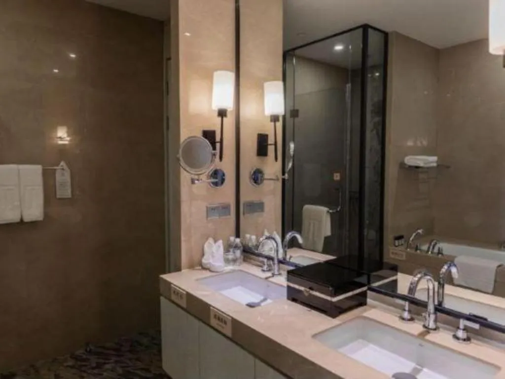 Jiuhua Jin Jiang International Hotel