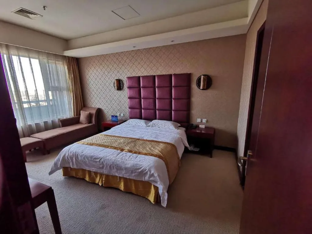 Bed in Beijing Qiaobo International Conference Hotel