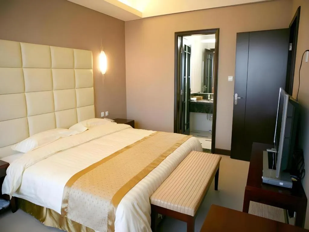 Bed in Beijing Qiaobo International Conference Hotel