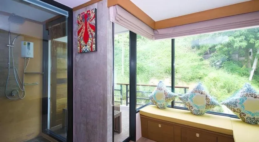 Phi Phi Nice Beach Hotel Hip