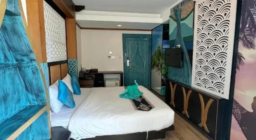 Bed in Phi Phi Nice Beach Hotel Hip
