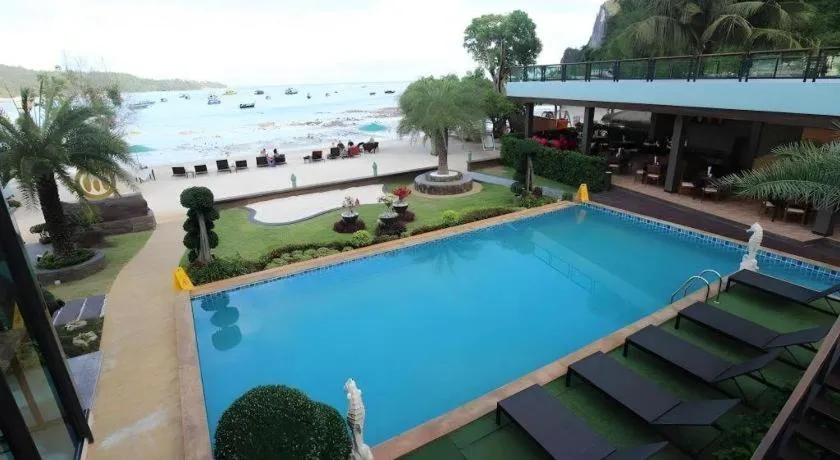 Phi Phi Nice Beach Hotel Hip