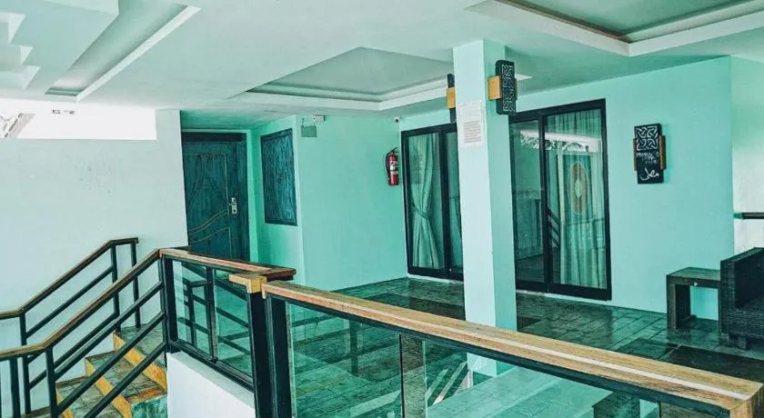 Phi Phi Nice Beach Hotel Hip