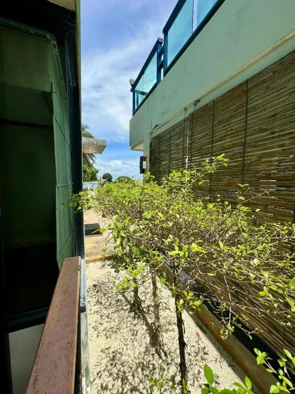 Phi Phi Nice Beach Hotel Hip