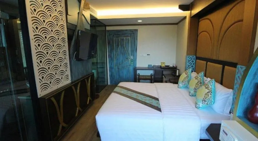 Phi Phi Nice Beach Hotel Hip