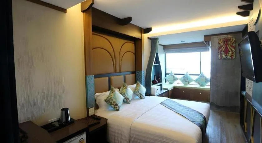 Bed in Phi Phi Nice Beach Hotel Hip