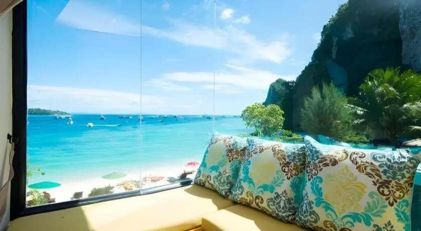 Phi Phi Nice Beach Hotel Hip