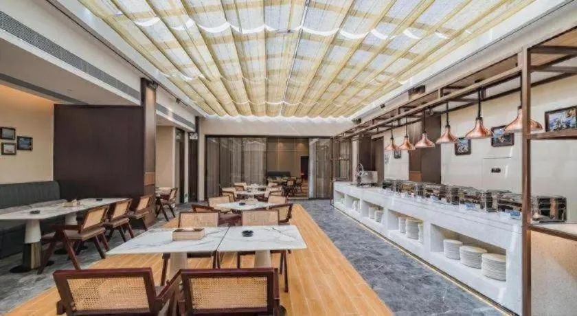 Zhuhai Starlight Hotel