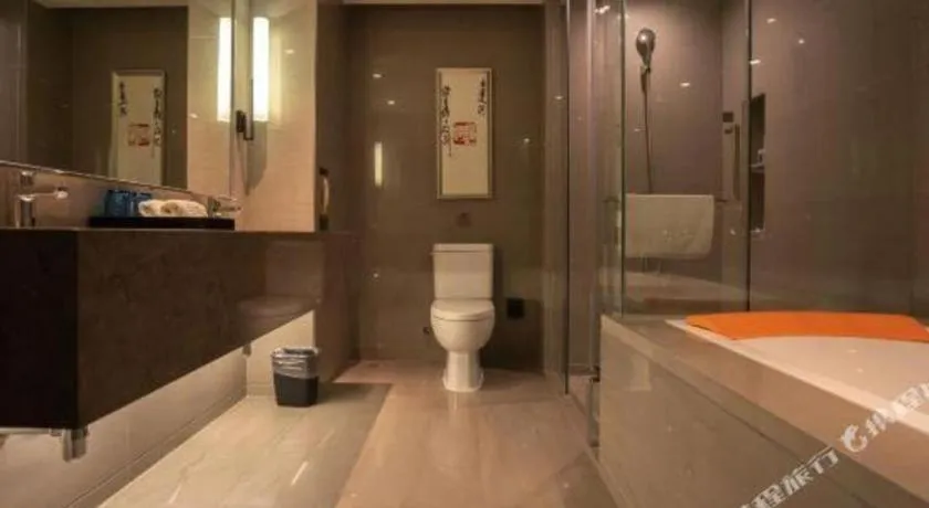 Zhuhai Starlight Hotel