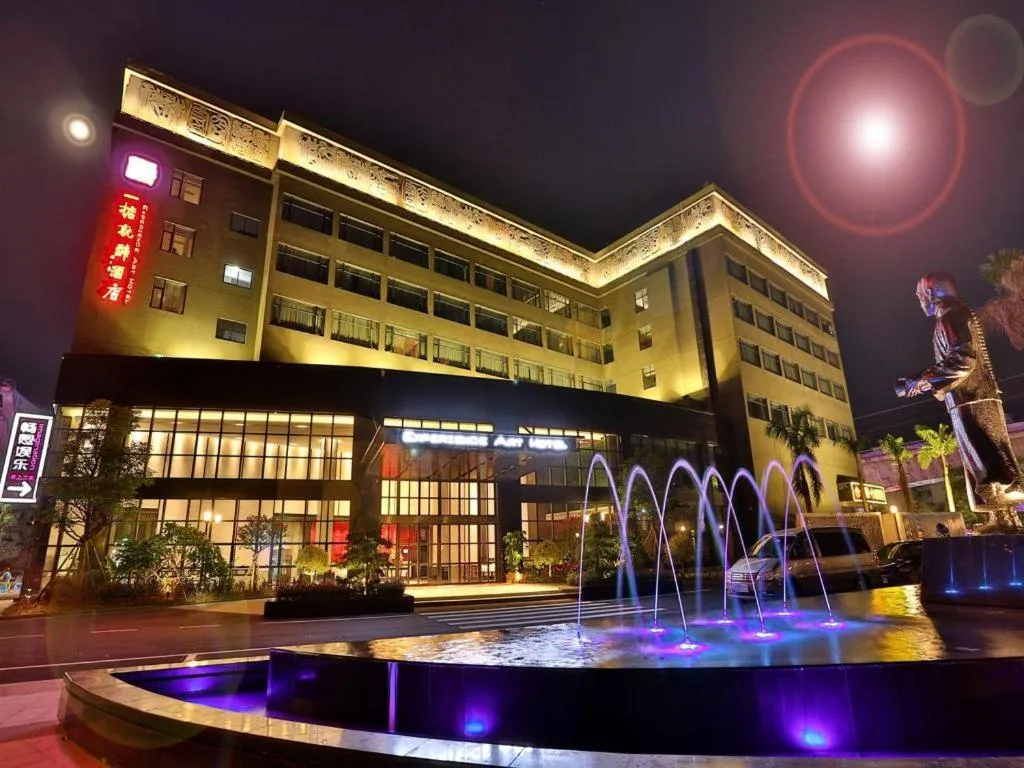 LIZ Hotel (Zhuhai Gongbei Port Fuhuali Store)