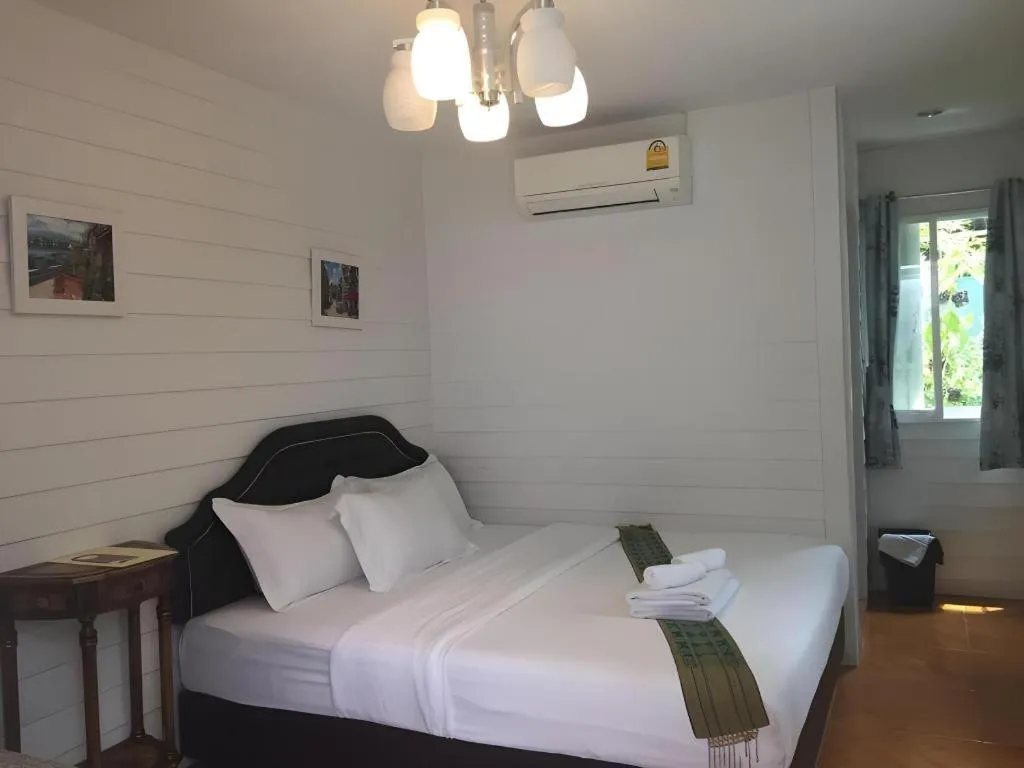 Ban Thungdang Housetel Bangkok