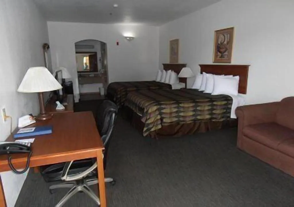 Bed in Quality Inn & Suites Rio Grande City