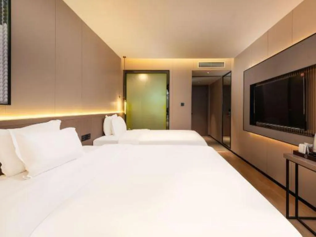 Bed in Lavande Hotel Guangzhou Financial City Tianhe Park Metro Station