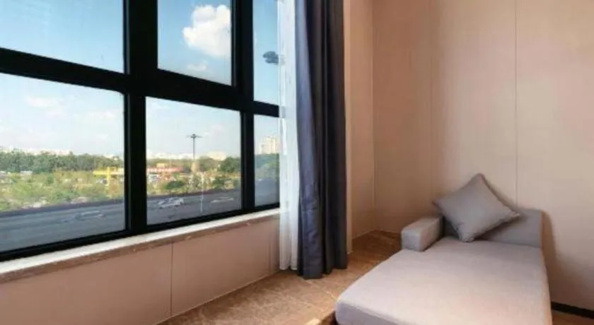Lavande Hotel Guangzhou Financial City Tianhe Park Metro Station