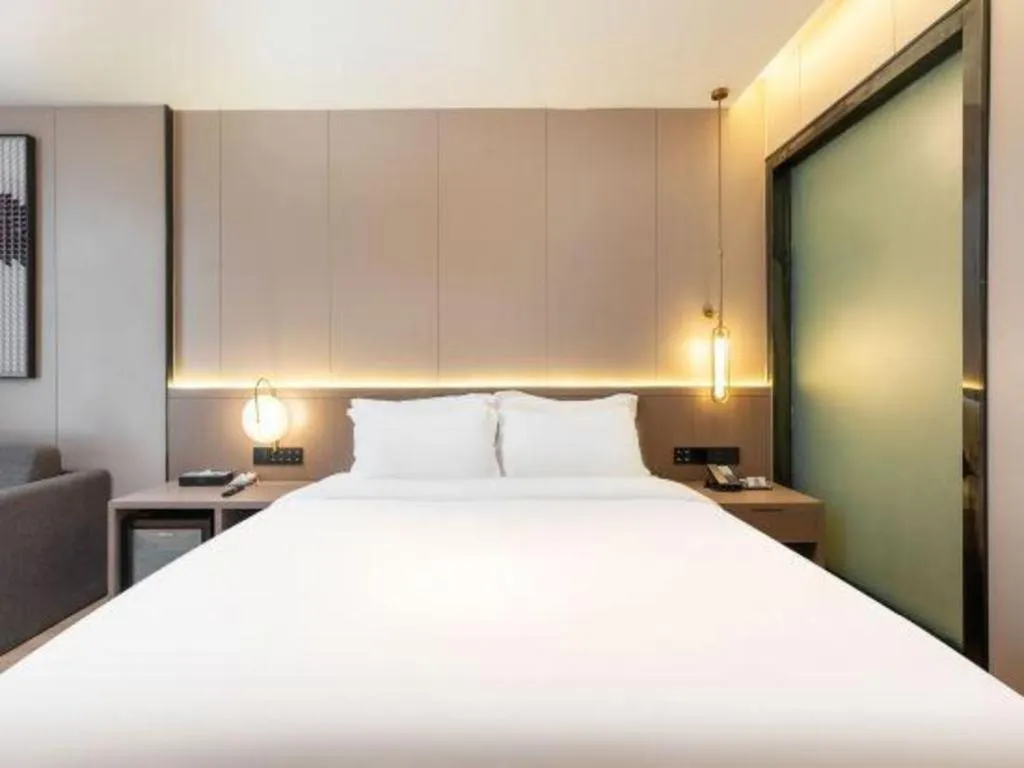Bed in Lavande Hotel Guangzhou Financial City Tianhe Park Metro Station