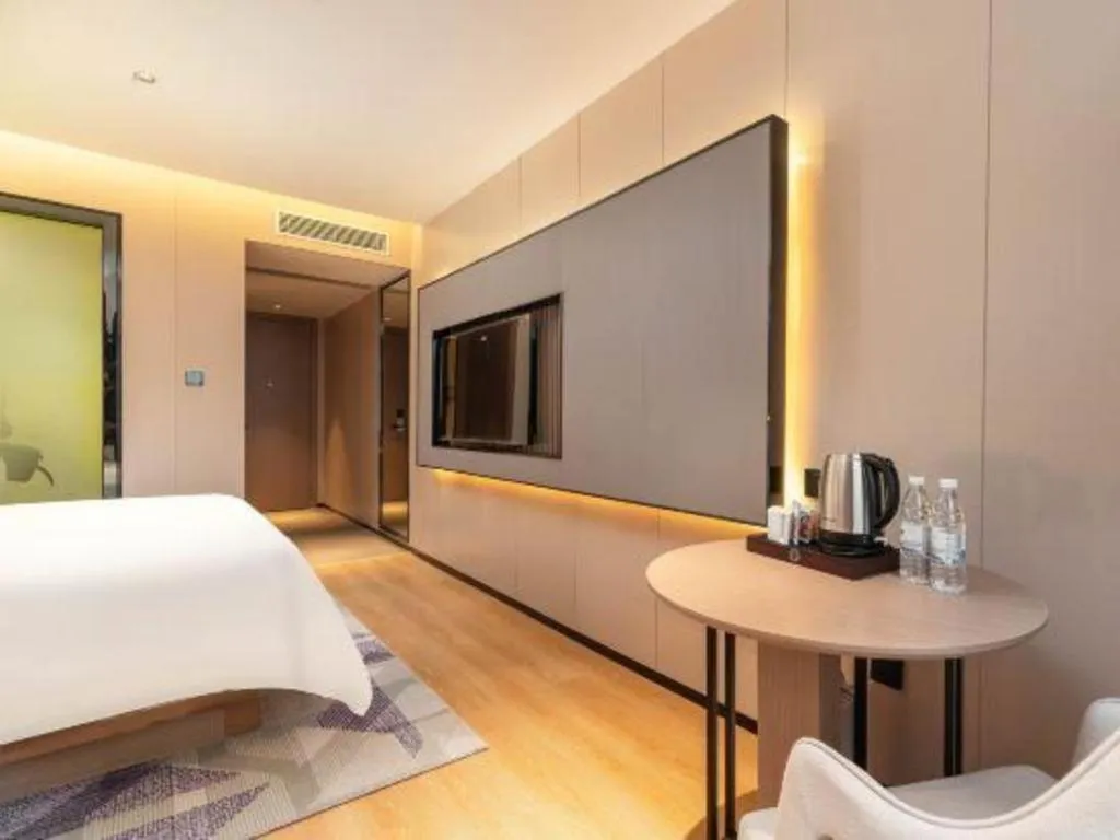 Bed in Lavande Hotel Guangzhou Financial City Tianhe Park Metro Station