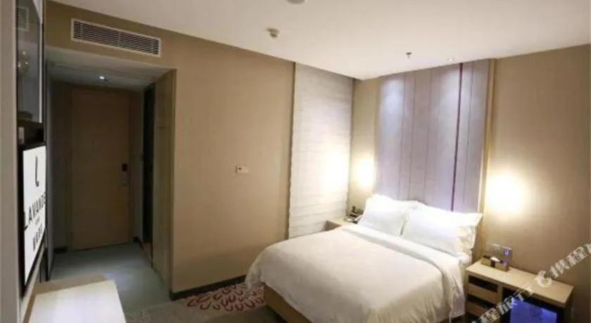 Bed in Lavande Hotel Guangzhou Financial City Tianhe Park Metro Station