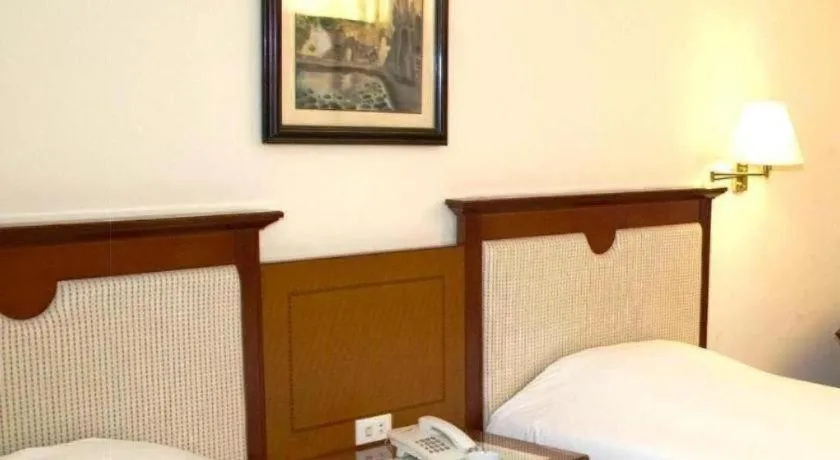 Bed in Huu Nghi Hotel