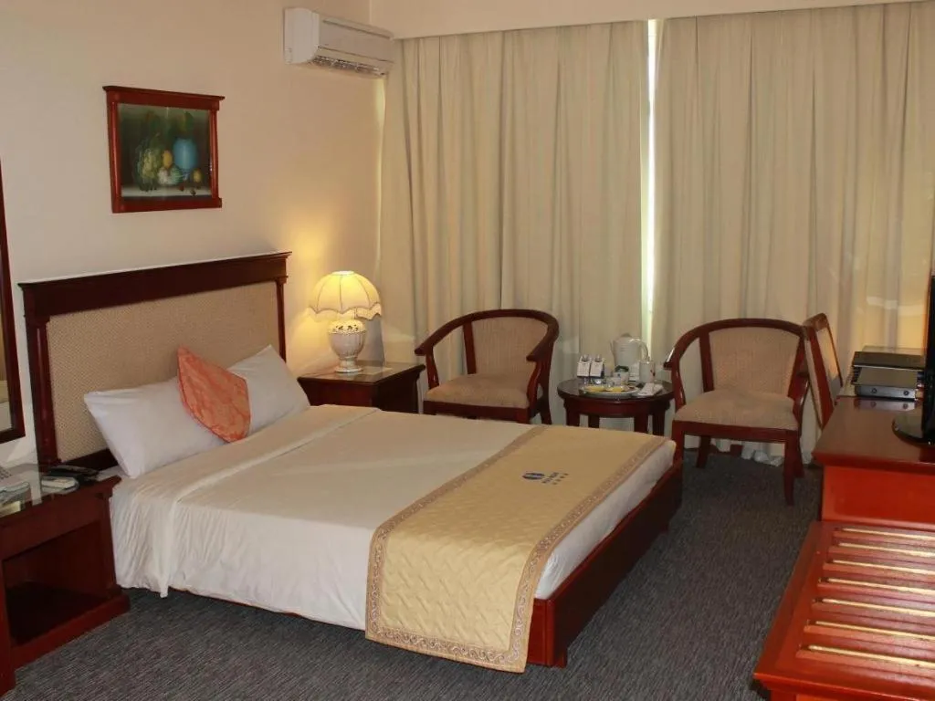 Bed in Huu Nghi Hotel