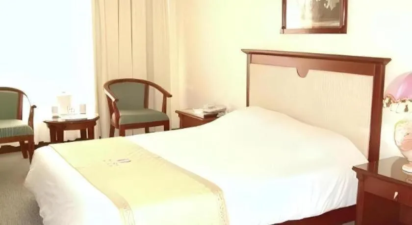Bed in Huu Nghi Hotel