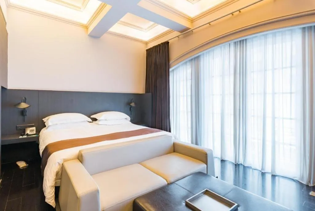 Bed in Jinjiang Inn Select Shanghai Nanjing Road Pedestrian Street