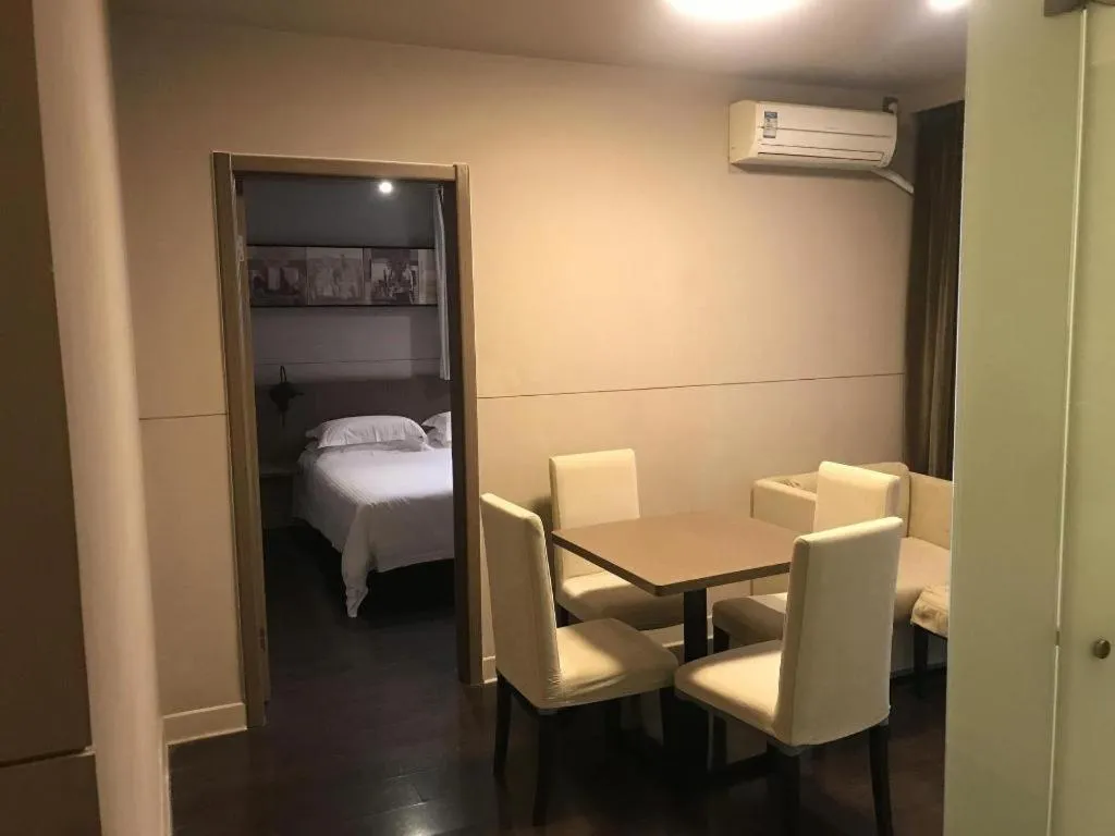 Bed in Jinjiang Inn Select Shanghai Nanjing Road Pedestrian Street